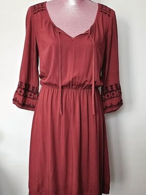 Old Navy Burgundy Tie-Neck Embroidered Sleeve Long-Sleeve Dress